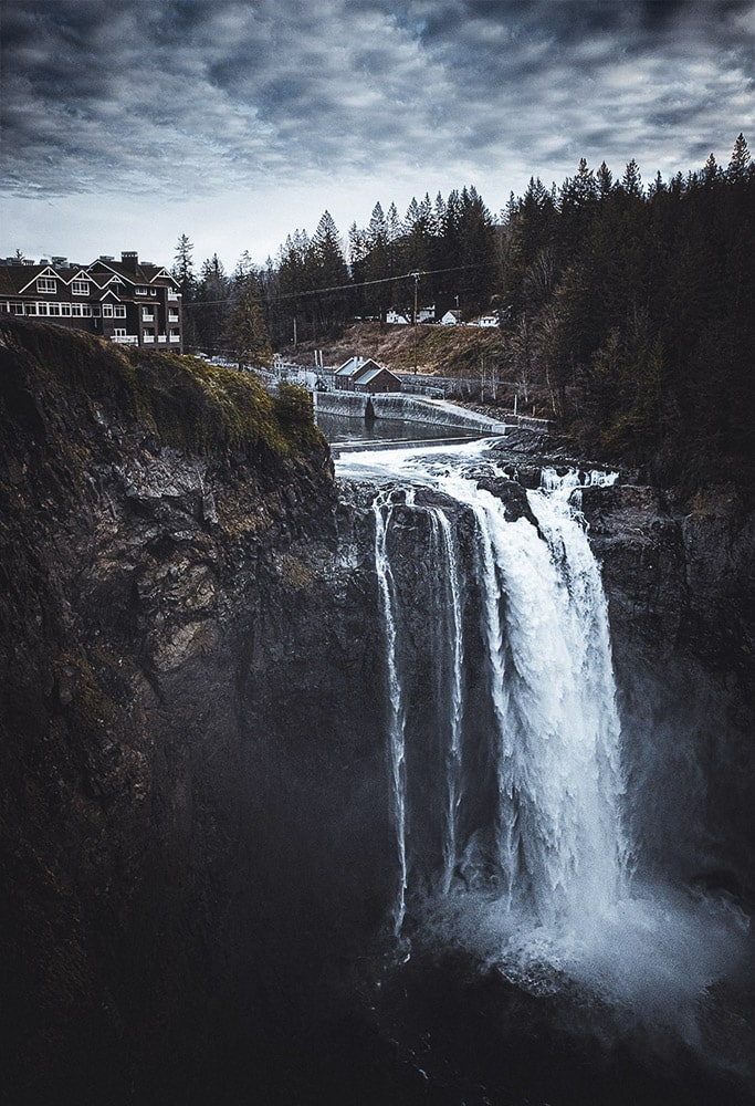 yz6ip6_zeppelin_Insta_web-min